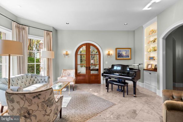Interior, Piano, Recessed Lighting