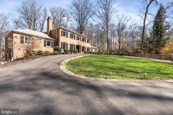 Backyard, Exterior, Facade, Brick Facade, Georgian