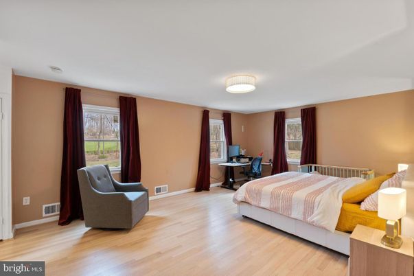 Bedroom, Home Office, Interior, Wood Texture Flooring