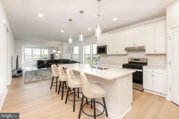 Interior, Kitchen, Living room, Pendant Lights, Recessed Lighting, Stainless Steel Appliances, Wood Texture Flooring