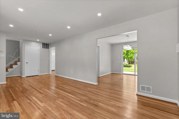Chandelier, Empty room, Interior, Recessed Lighting, Wood Texture Flooring