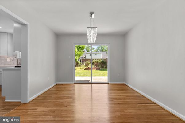 Chandelier, Empty room, Interior, Recessed Lighting, Wood Texture Flooring