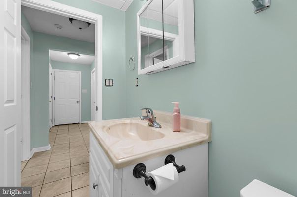 Bathroom, Interior