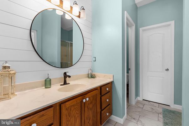 Bathroom, Dual Sink Vanities, Interior, Marble