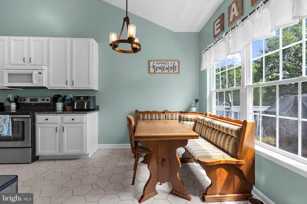 Dining room, Interior, Kitchen, Pendant Lights