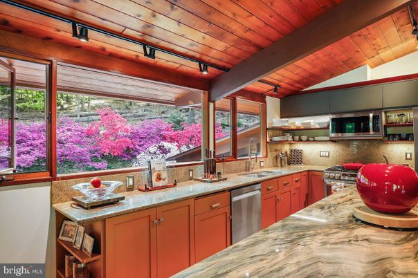 Interior, Kitchen, Stainless Steel Appliances, Wooden Beams, Wooden Ceilings