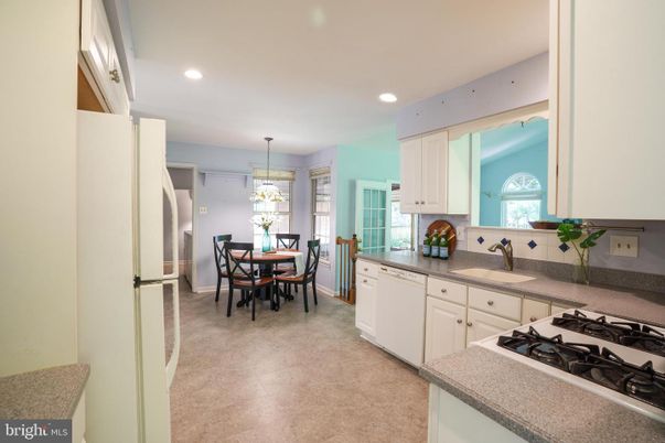Chandelier, Dining room, Interior, Kitchen, Pendant Lights, Recessed Lighting