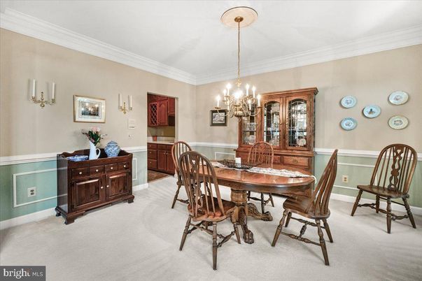 Chandelier, Dining room, Interior