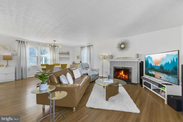 Dining room, Fireplace, Interior, Living room, Pendant Lights, Wood Texture Flooring