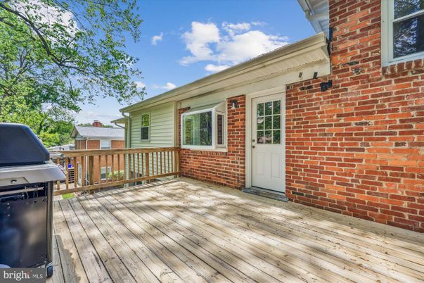 Exterior, Wood Texture Flooring
