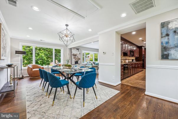 Chandelier, Dining room, Interior, Kitchen, Pendant Lights, Recessed Lighting, Wood Texture Flooring
