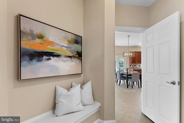 Dining room, Interior, Pendant Lights, Recessed Lighting
