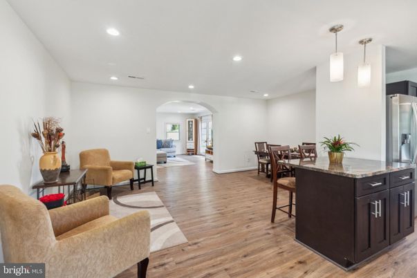 Dining room, Interior, Kitchen, Living room, Pendant Lights, Recessed Lighting, Wood Texture Flooring