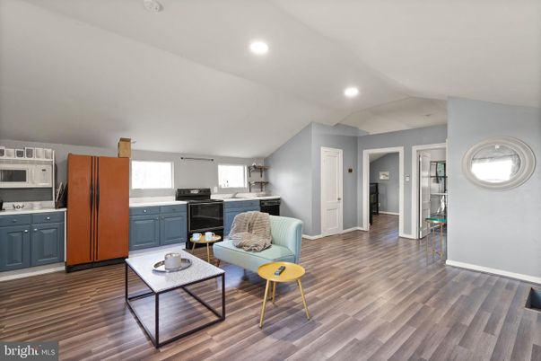 Interior, Kitchen, Living room, Recessed Lighting, Wood Texture Flooring