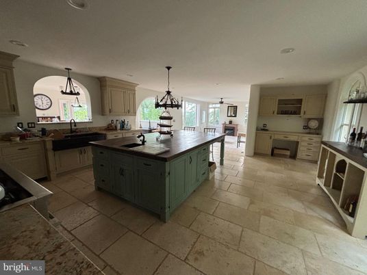 Interior, Kitchen, Pendant Lights, Recessed Lighting