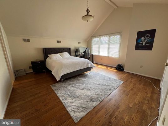 Bedroom, Interior, Pendant Lights, Wood Texture Flooring