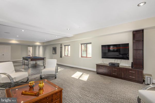 Billiard Table, Game Room, Interior, Recessed Lighting