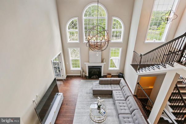 Chandelier, Fireplace, Interior, Living room, Pendant Lights, Wood Texture Flooring