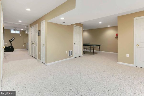 Fitness Equipment, Interior, Recessed Lighting