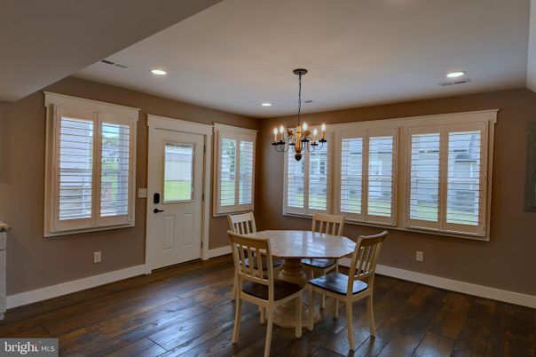 Chandelier, Dining room, Interior, Recessed Lighting, Wood Texture Flooring