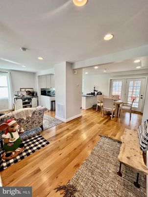 Dining room, Interior, Kitchen, Living room, Recessed Lighting, Wood Texture Flooring