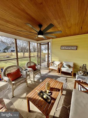 Interior, Living room, Sun Room, Wooden Ceilings