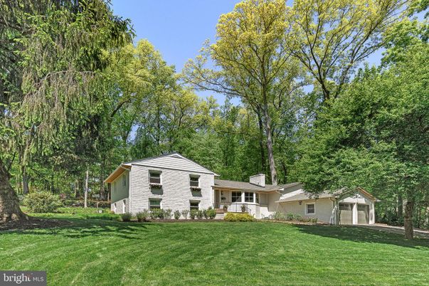 Backyard, Detached Garage, Exterior