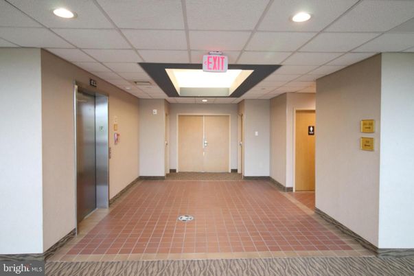 Elevator, Interior, Recessed Lighting