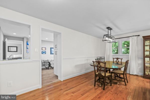 Dining room, Interior, Pendant Lights, Recessed Lighting, Wood Texture Flooring