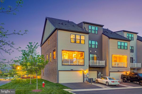 Attached, Exterior, Facade, Brick Facade, Rowhouse