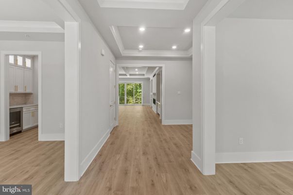Interior, Recessed Lighting, Wood Texture Flooring