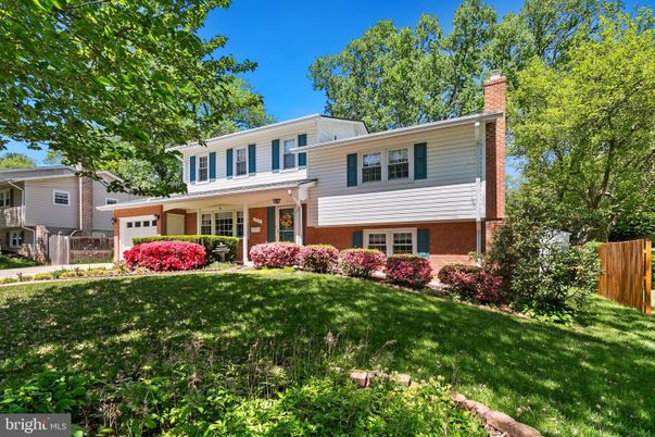 Exterior, Facade, Brick Facade, Raised Ranch