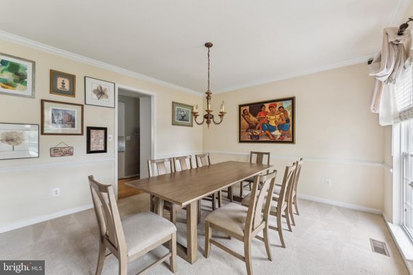 Chandelier, Dining room, Interior