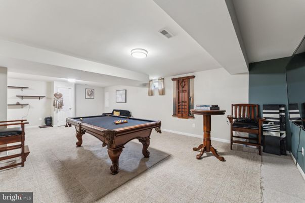 Billiard Table, Game Room, Interior