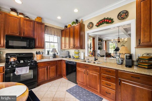 Chandelier, Dining room, Interior, Kitchen, Recessed Lighting