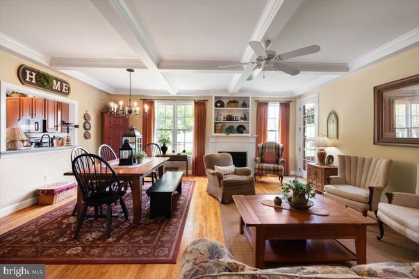 Chandelier, Dining room, Interior, Living room, Wood Texture Flooring