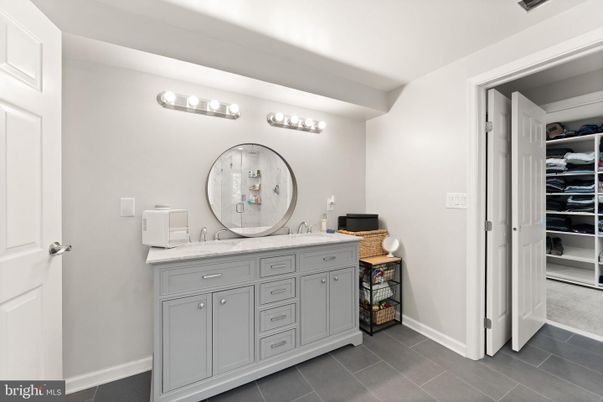 Bathroom, Dual Sink Vanities, Interior, Walk-in Closets