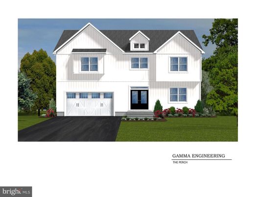 Attached, Exterior, Facade, Farmhouse