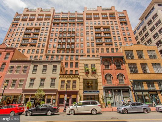 Exterior, Facade, Condo Building