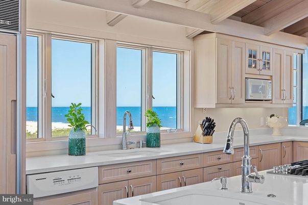 Interior, Kitchen, Water, Wooden Ceilings