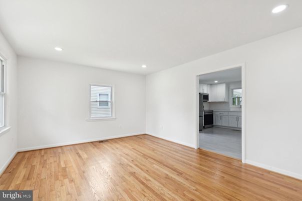 Empty room, Interior, Kitchen, Recessed Lighting, Wood Texture Flooring