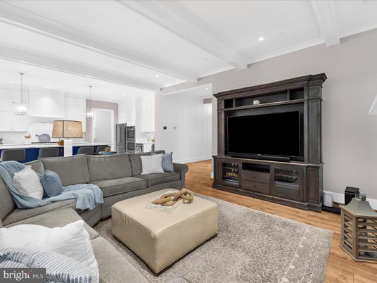 Interior, Kitchen, Living room, Pendant Lights, Recessed Lighting, Wood Texture Flooring