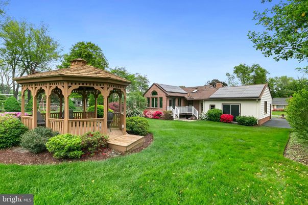 Backyard, Exterior, Hot Tub, Solar Panels