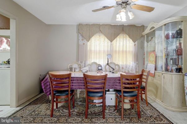 Dining room, Interior