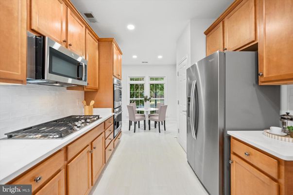 Dining room, Interior, Kitchen, Recessed Lighting
