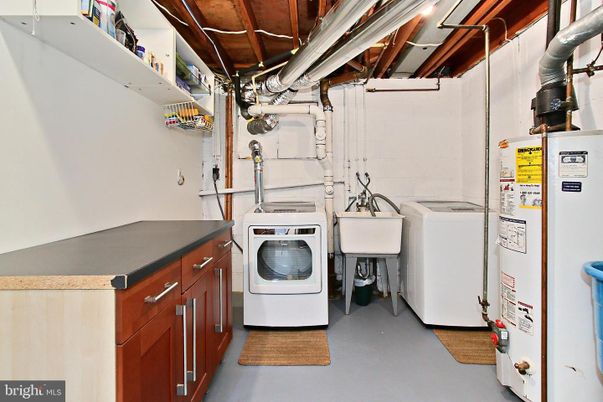 Interior, Washer