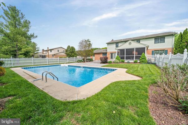 Backyard, Exterior, Pool