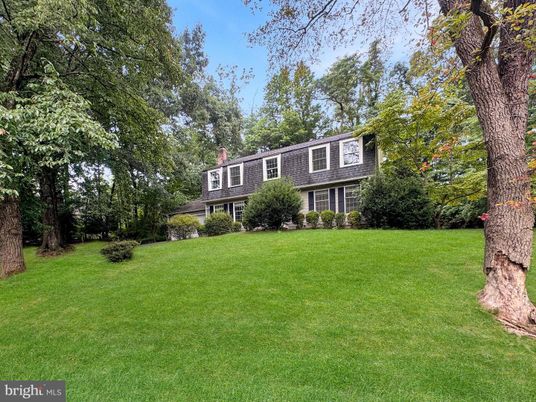 Backyard, Exterior, Facade, Georgian