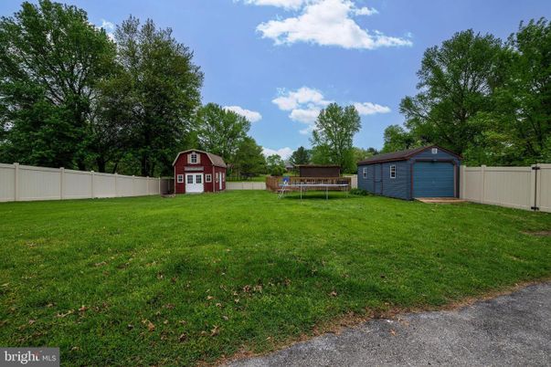 Backyard, Detached Garage, Exterior