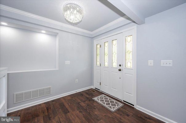 Chandelier, Interior, Recessed Lighting, Wood Texture Flooring